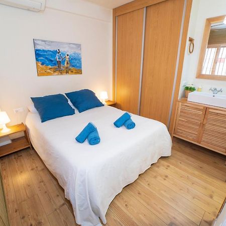 מאלגה Studio In City Center Next To The Beach מראה חיצוני תמונה
