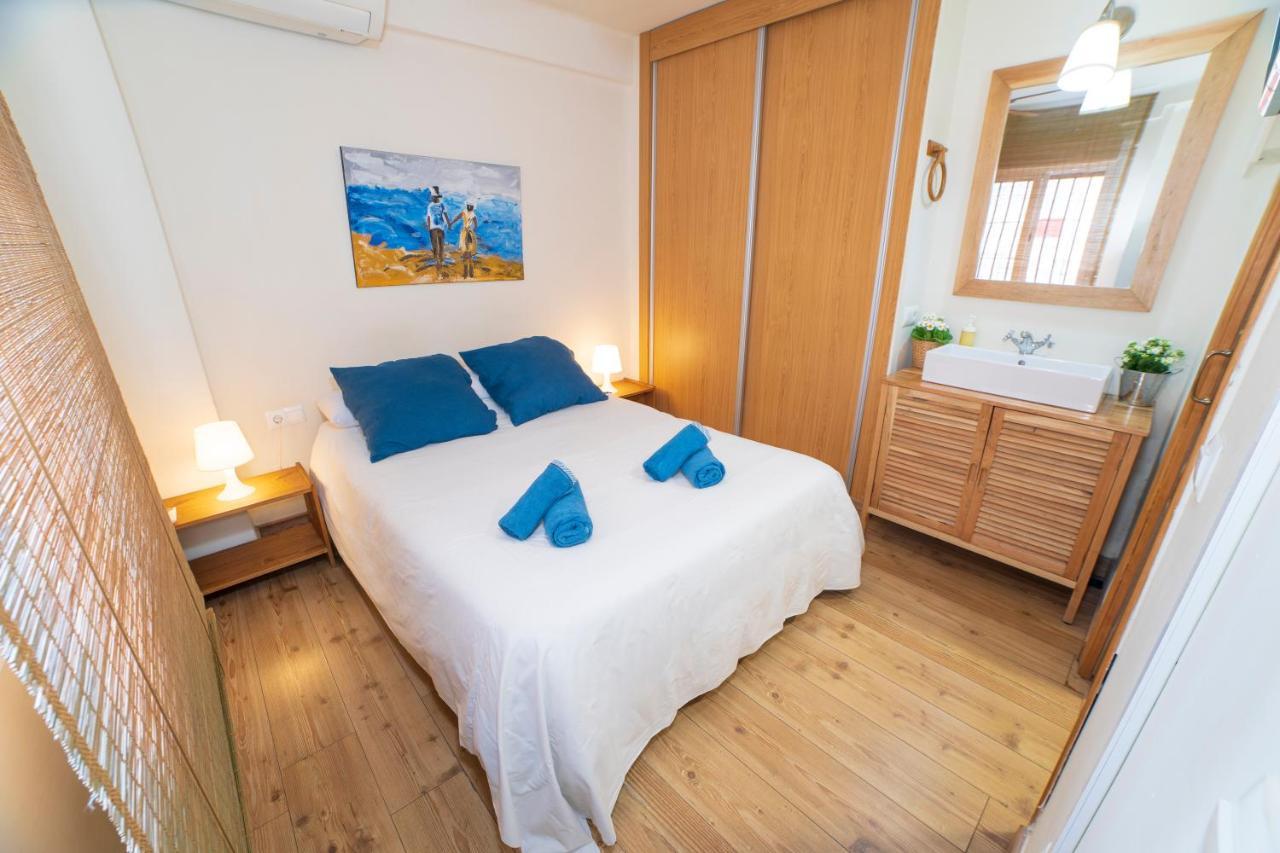 מאלגה Studio In City Center Next To The Beach מראה חיצוני תמונה