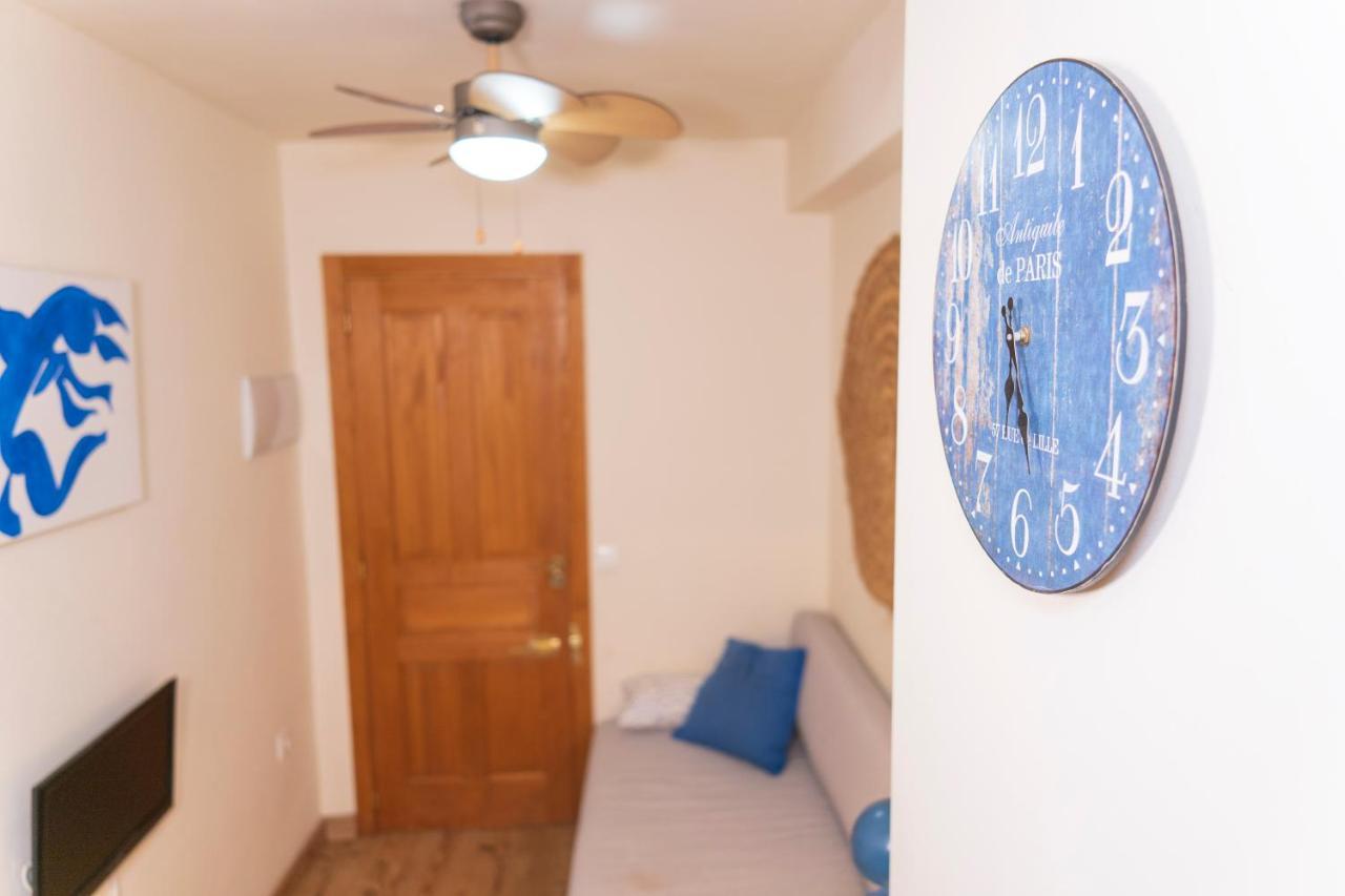 מאלגה Studio In City Center Next To The Beach מראה חיצוני תמונה